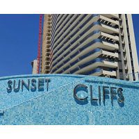 Sunset Cliffs Sea & Sky Apartments