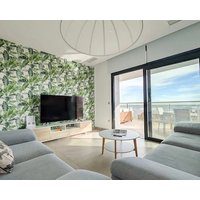 SUNSET CLIFFS azure apartment