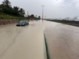 WATCH: Cars abandoned and garbage bins float away as tourist hotspot Alicante floods – with  RED ALERT Storm Alice swinging over the Costa Blanca